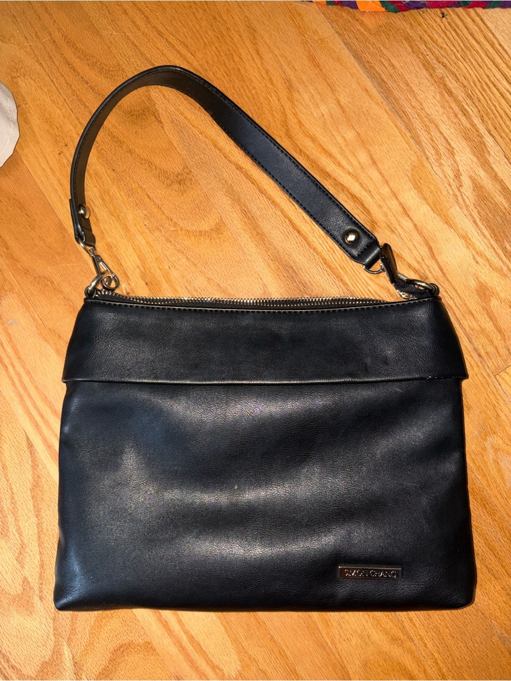 Black Leather Simon Chang Shoulder Bag (Crossbody)